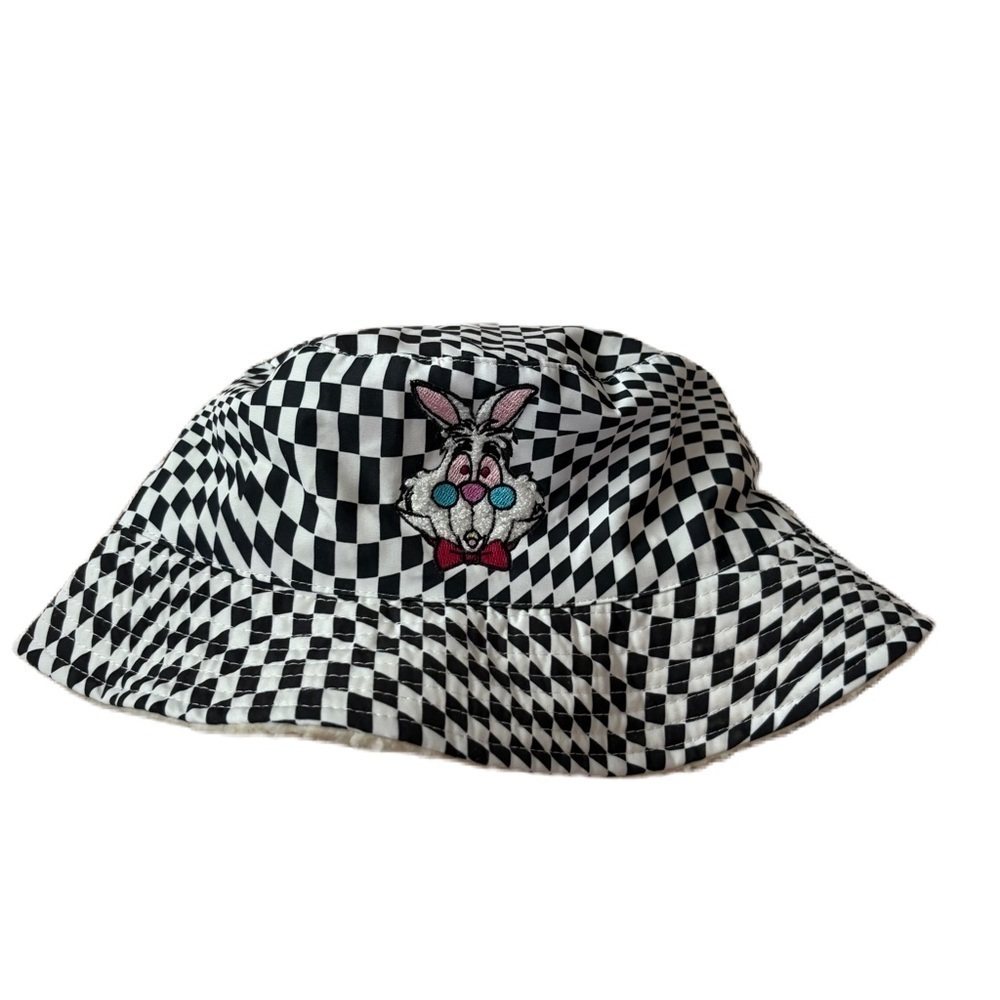 Disney Alice in Wonderland Checkered Bucket Hat Fleece Lined Black White